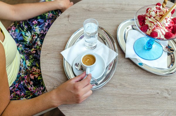 Shampoings et soins de cheveux : choisir les bons produits pour une chevelure bouclée