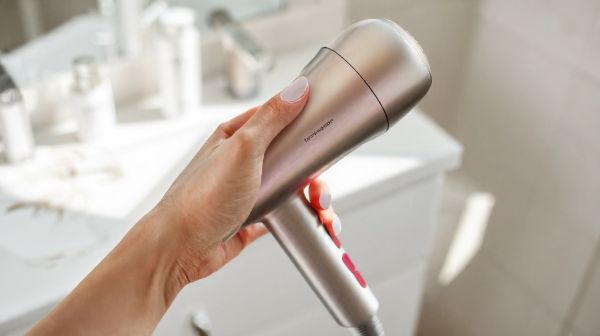 Guide d'achat : le lisseur Dyson pour des cheveux parfaits